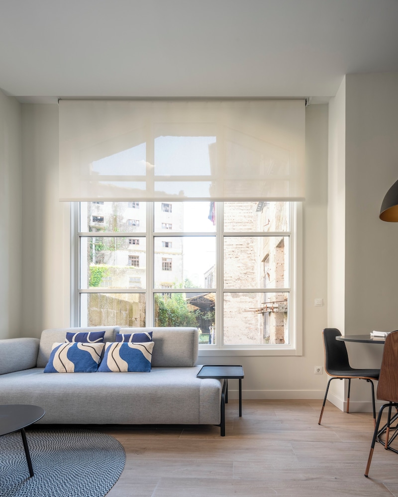 Bow Homes by Como en Casa 48/64