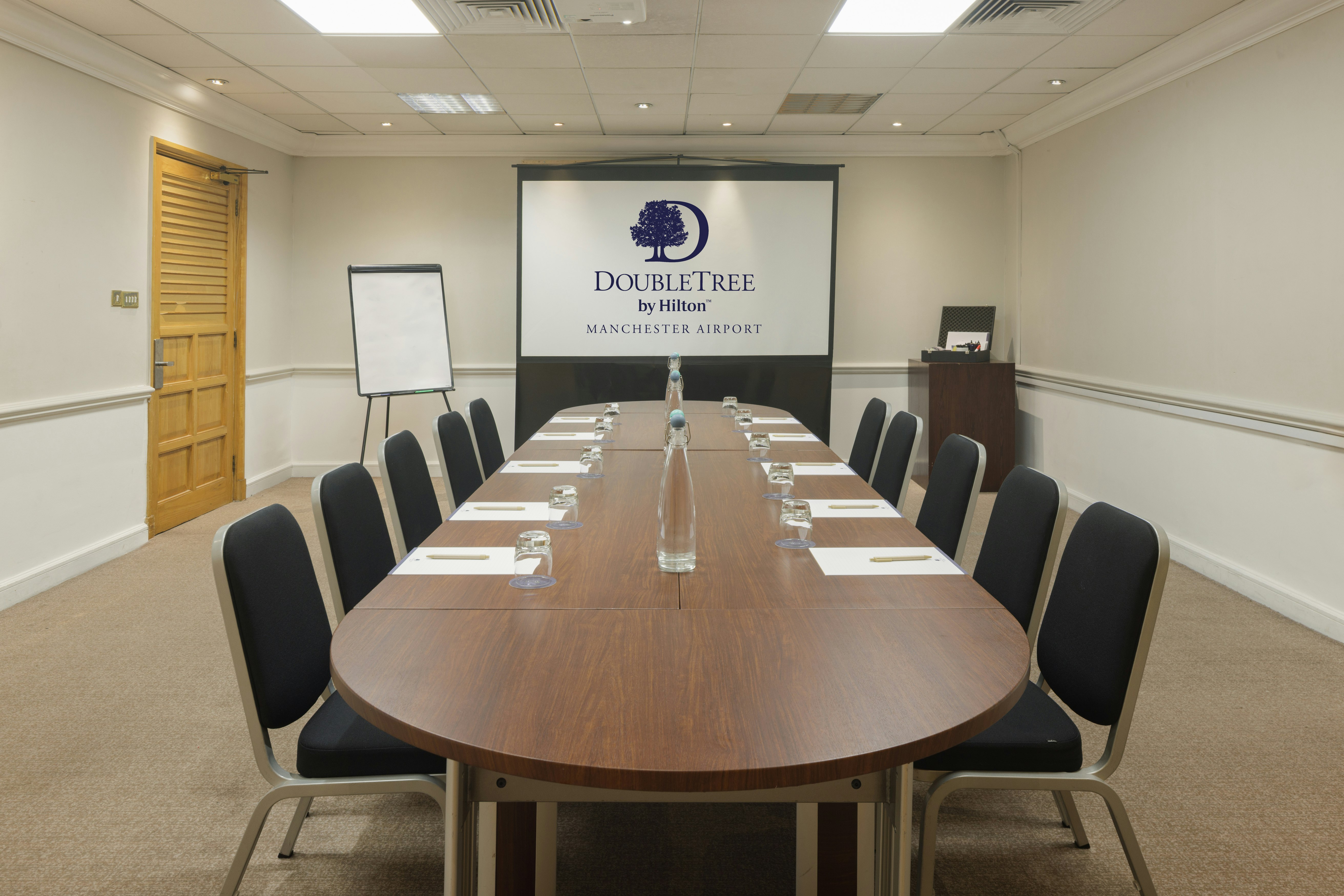 Doubletree by Hilton Manchester Airport 57/62