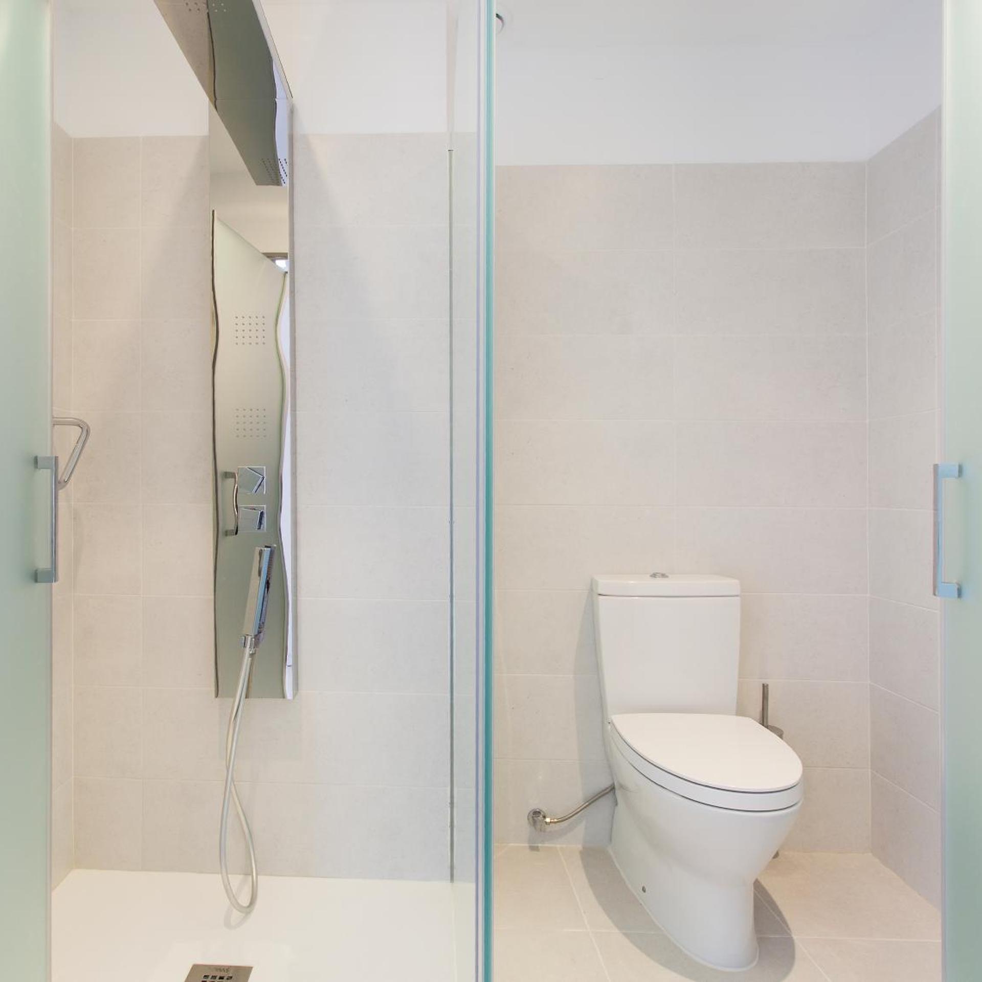Premium, Side Sea View، Reverence Life Hotel 2/4
