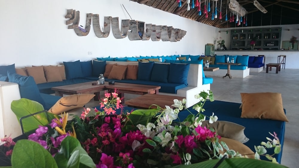 Nur Beach Resort 10/27