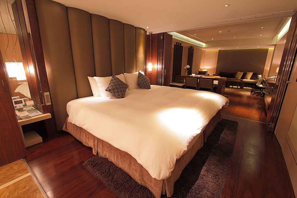 Hotel Royal Nikko Taipei 33/92