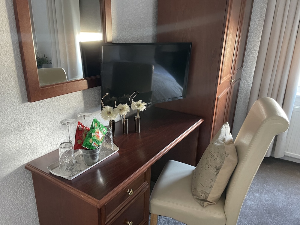 The Beechwood Guest House 28/50