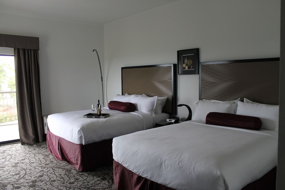 Regalia Hotel and Conference Center 19/68