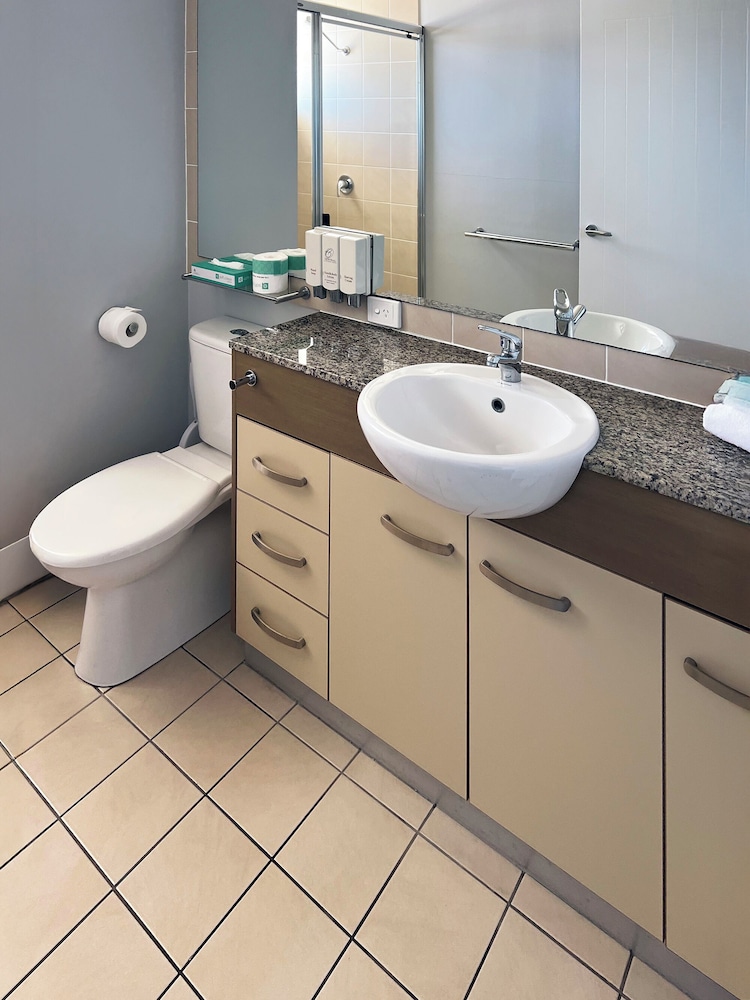 CALOUNDRA CENTRAL APARTMENT HOTEL 68/68