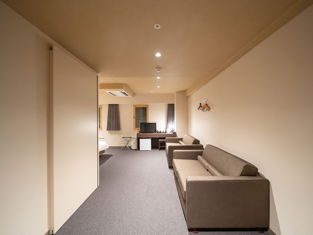 Shinsaibashi Arty Inn 24/35