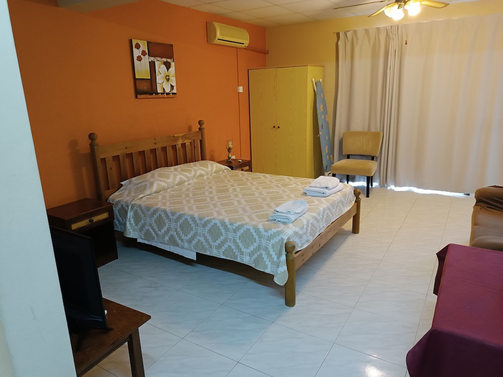Rantzo Holiday Apartments 15/50