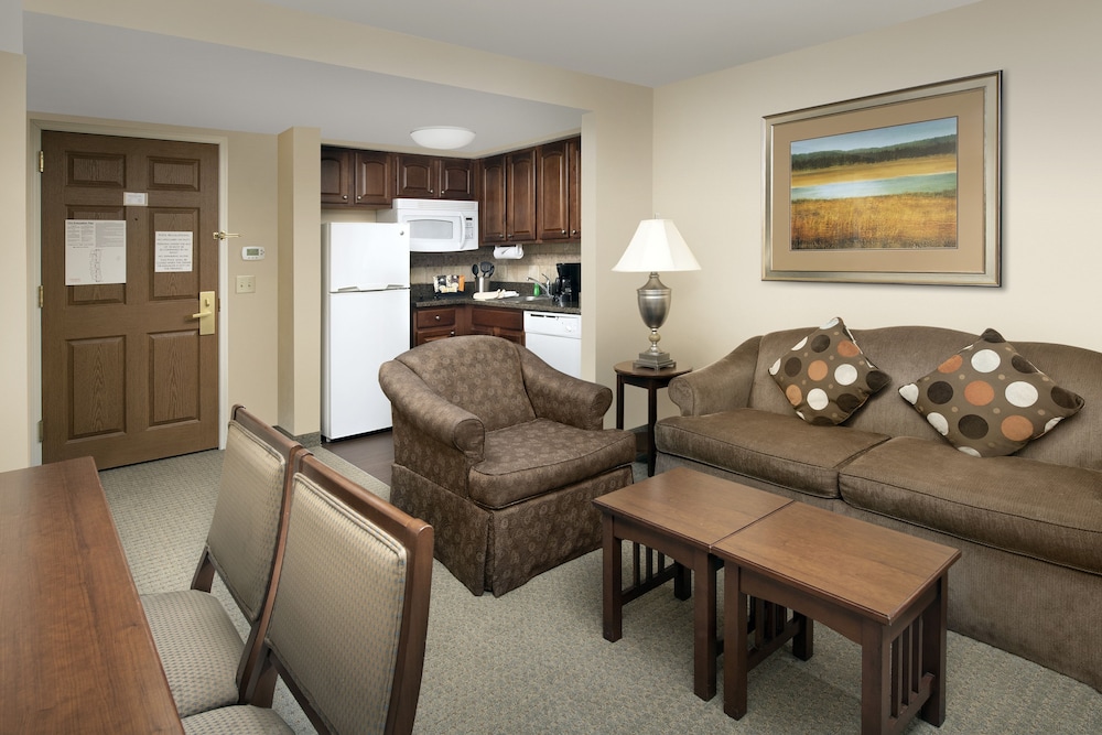 Staybridge Suites North Brunswick 26/41