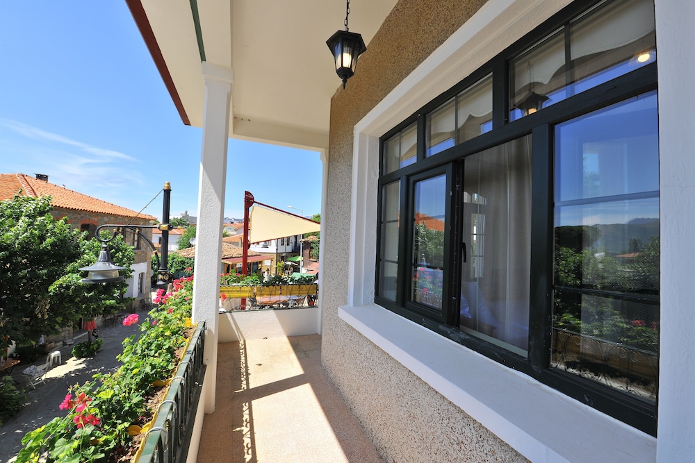 Petrino Gokceada Hotel 3/37