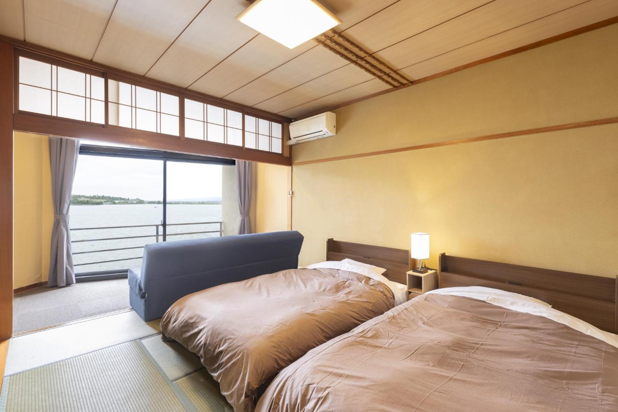 Japanese, Standard, Twin Beds, Shared Bathroom
