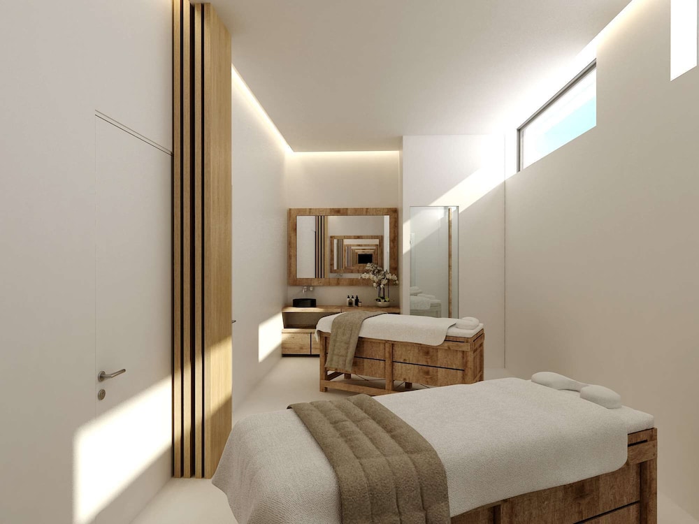Radisson Beach Resort Larnaca 32/60