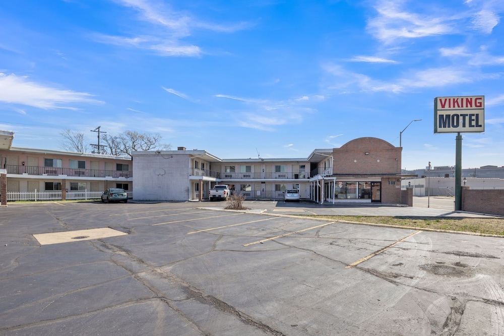 Viking Motel Detroit 9/17