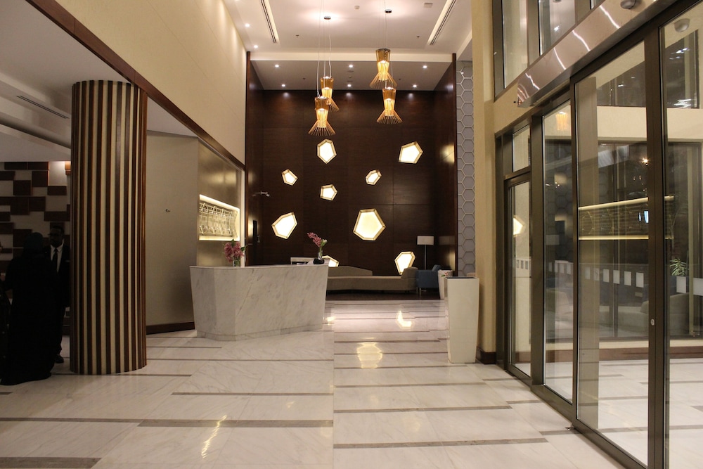 Holiday Inn Jeddah Gateway 6/59