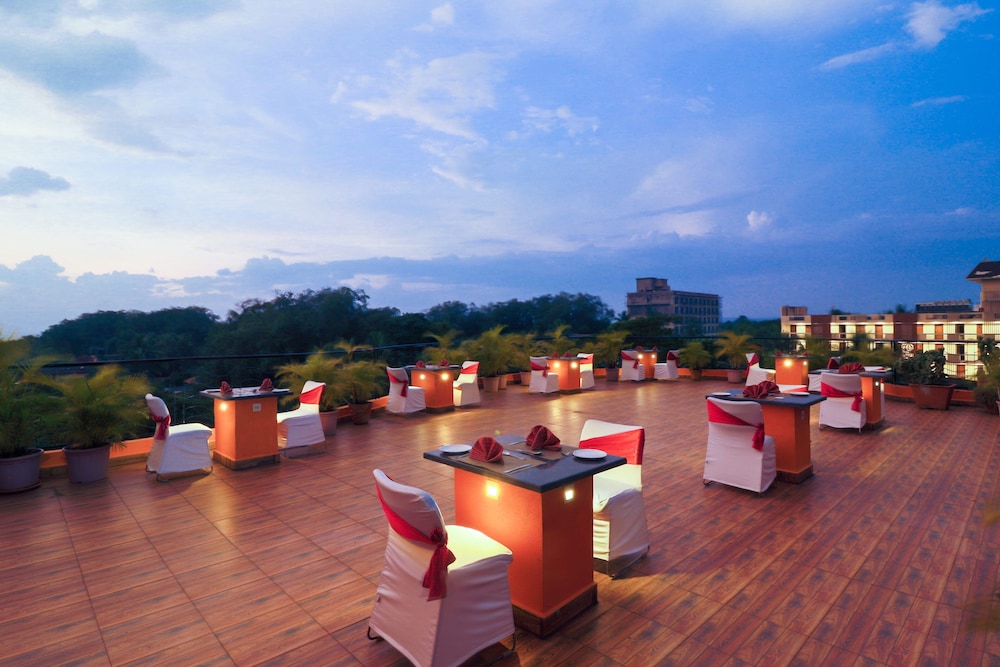 Le Seasons Beach Resort 51/54
