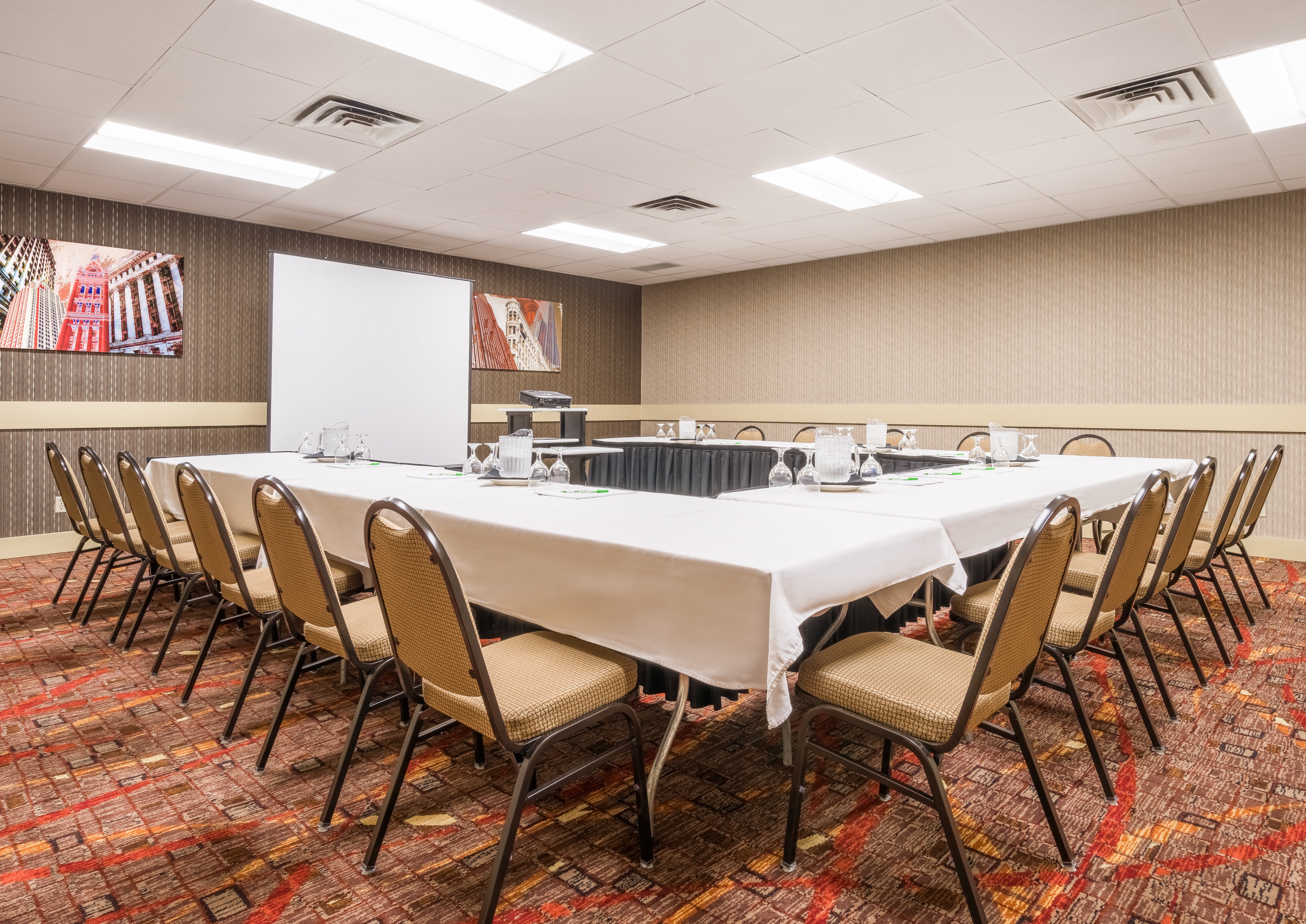 Holiday Inn Manitowoc 19/23