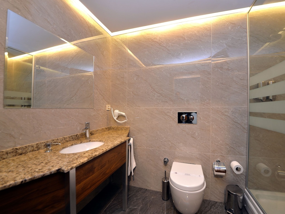 Limapark Hotel 46/47