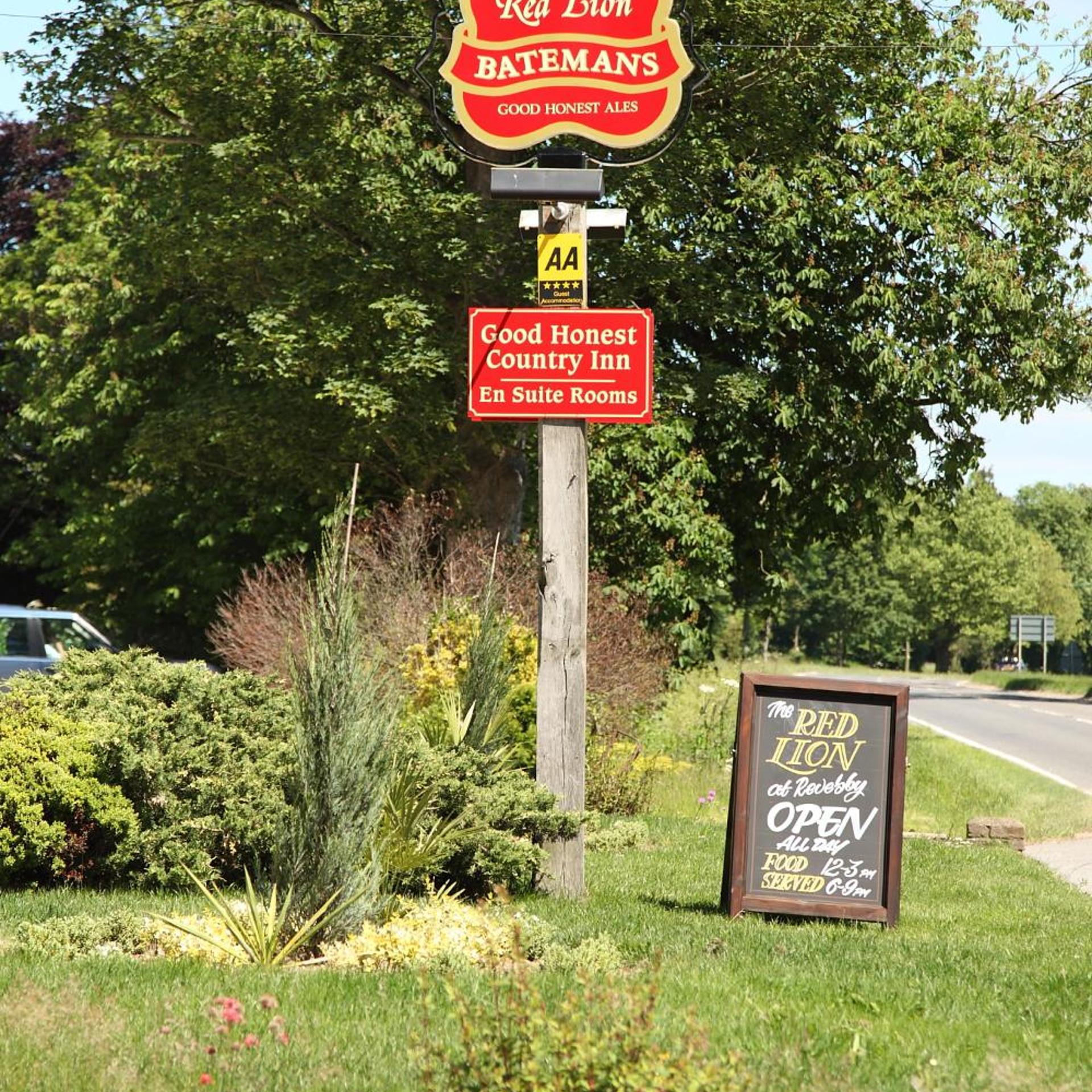 The Red Lion 26/29