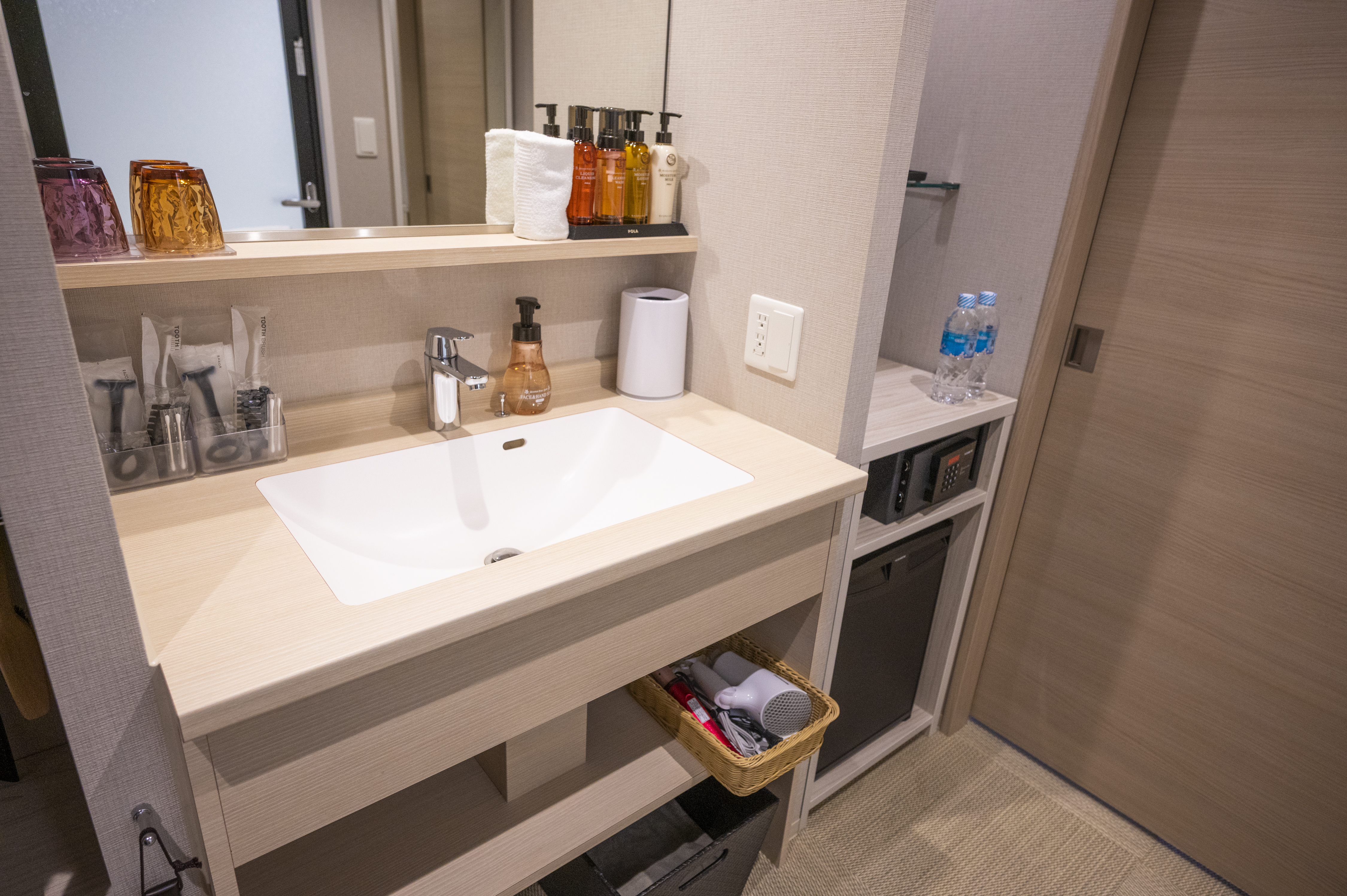 Family, Twin Beds, with Extra Bed, Hiyori Hotel Osaka Namba Station 3/3