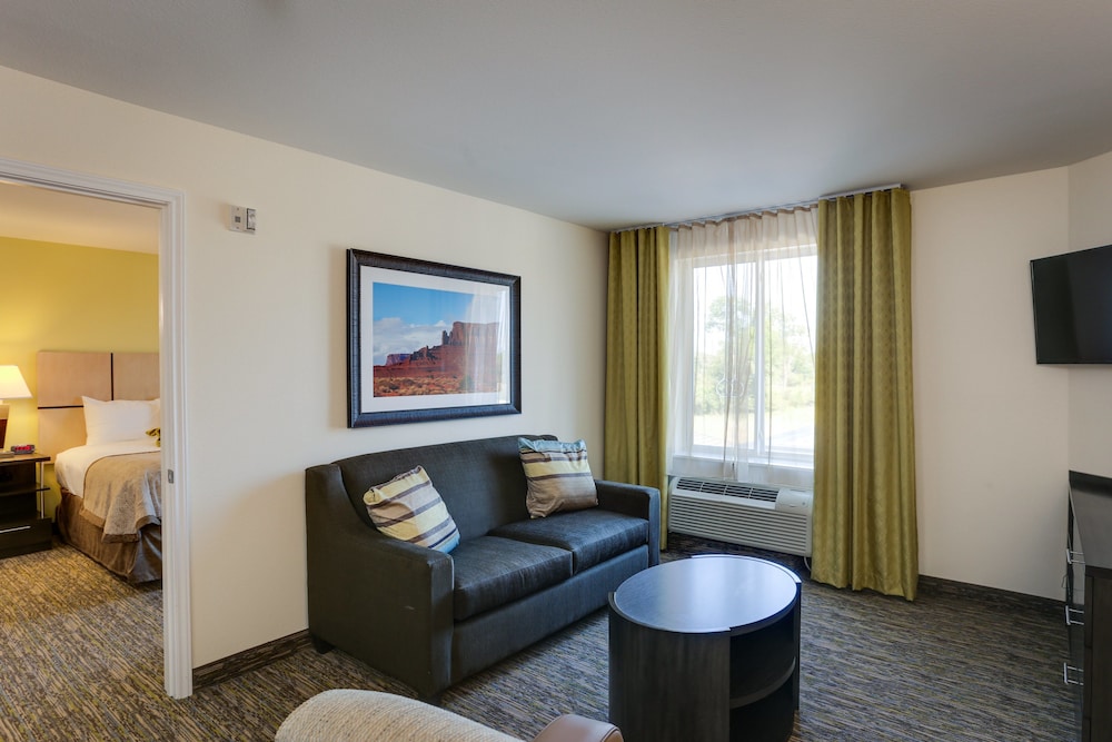 Candlewood Suites College Station At University 26/46