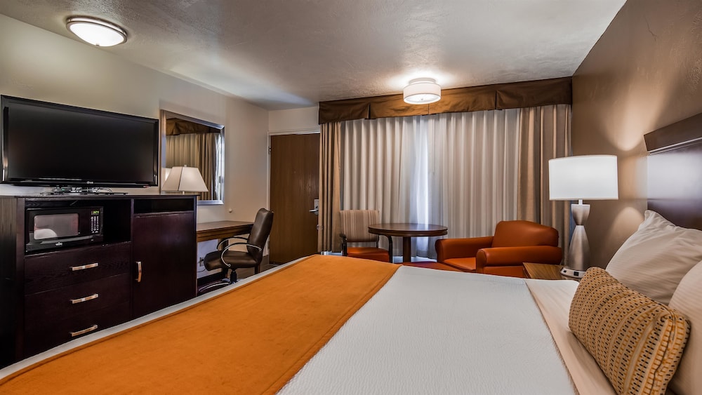 Best Western Paradise Inn 7/19
