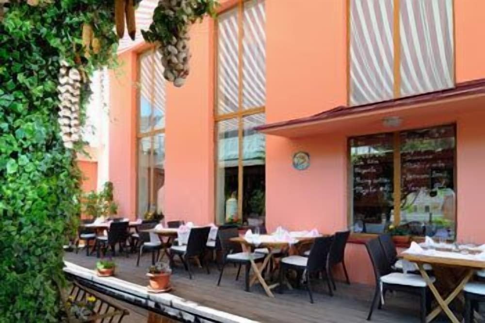 Grand Matej Hotel 24/24