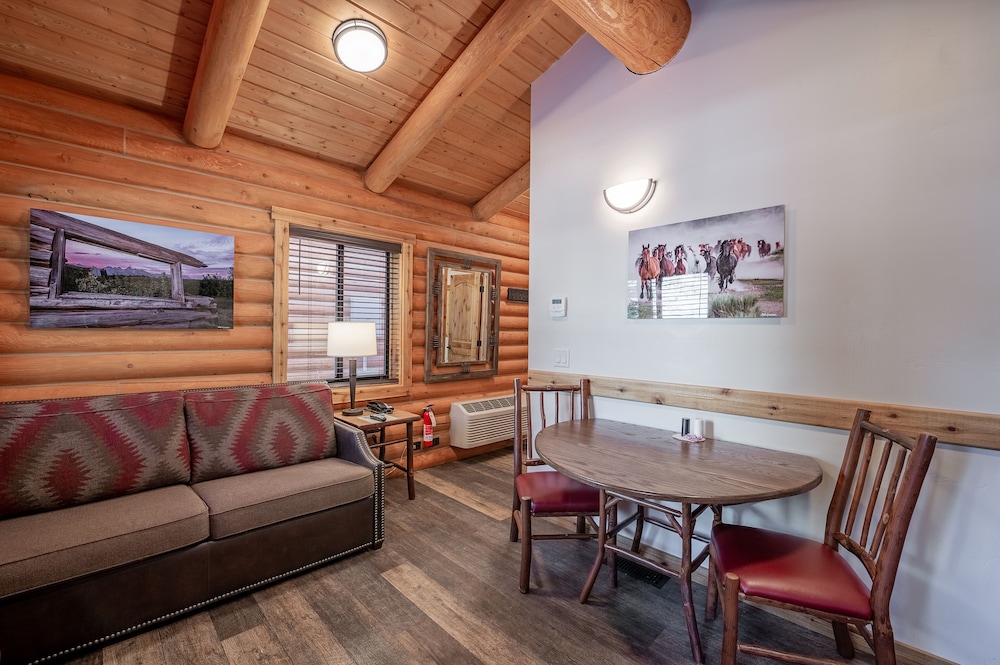 Cowboy Village Resort 48/69