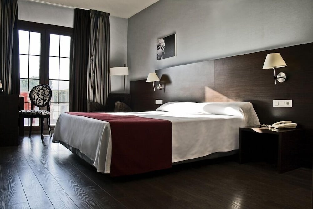 Canal Olimpic Hotel 23/64