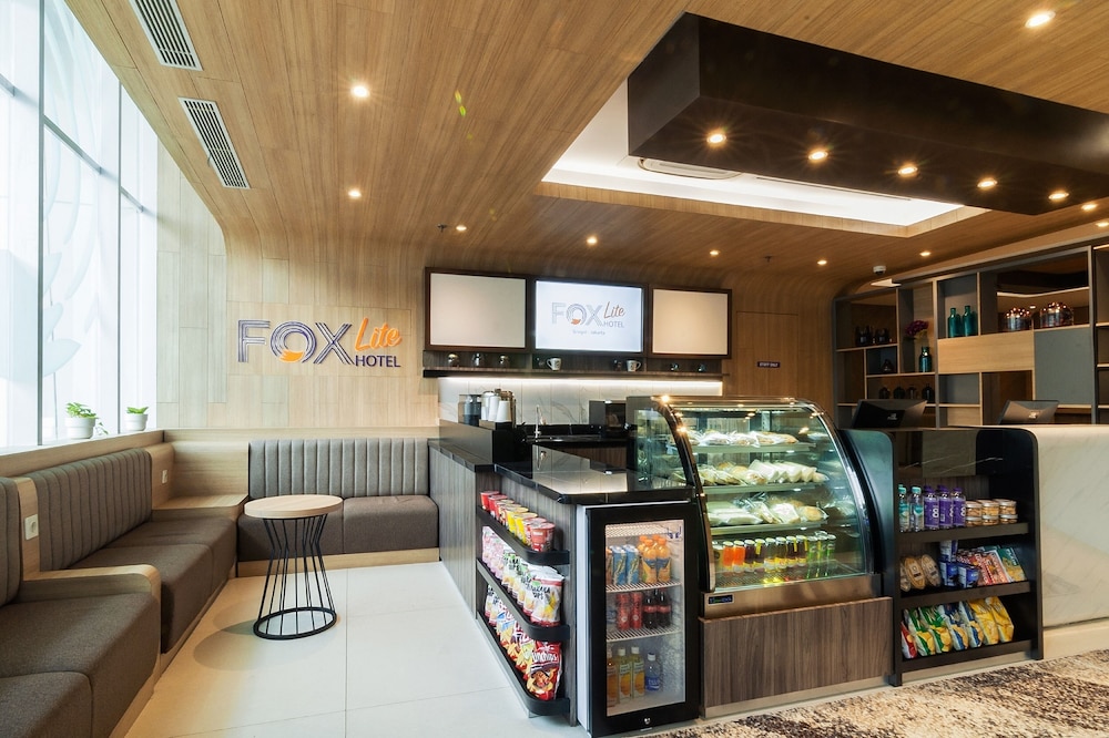 FOX Lite Hotel Grogol Jakarta 12/19