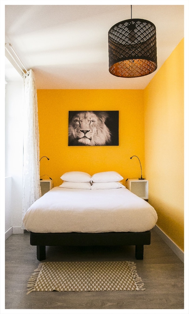 1 BEDROOM, APARTMENT