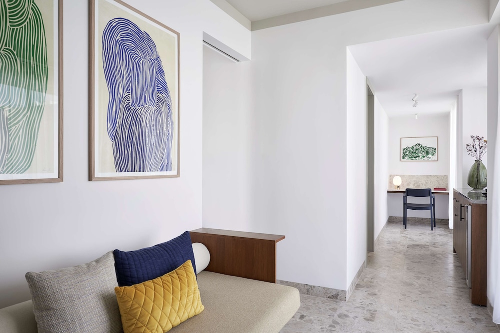 The Social Athens Hotel, a member of Radisson Individuals 38/50