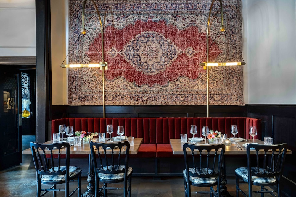 The National Exchange Hotel 38/50