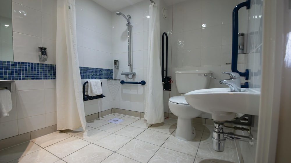Holiday Inn Express Hull City Centre 23/67