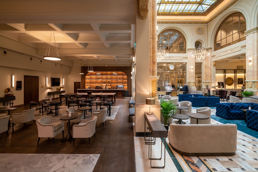 The Marmorosch Bucharest, Autograph Collection 38/42
