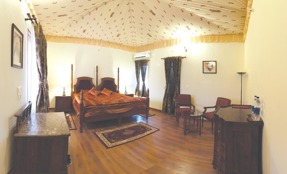 Lohana Village Resort 30/50