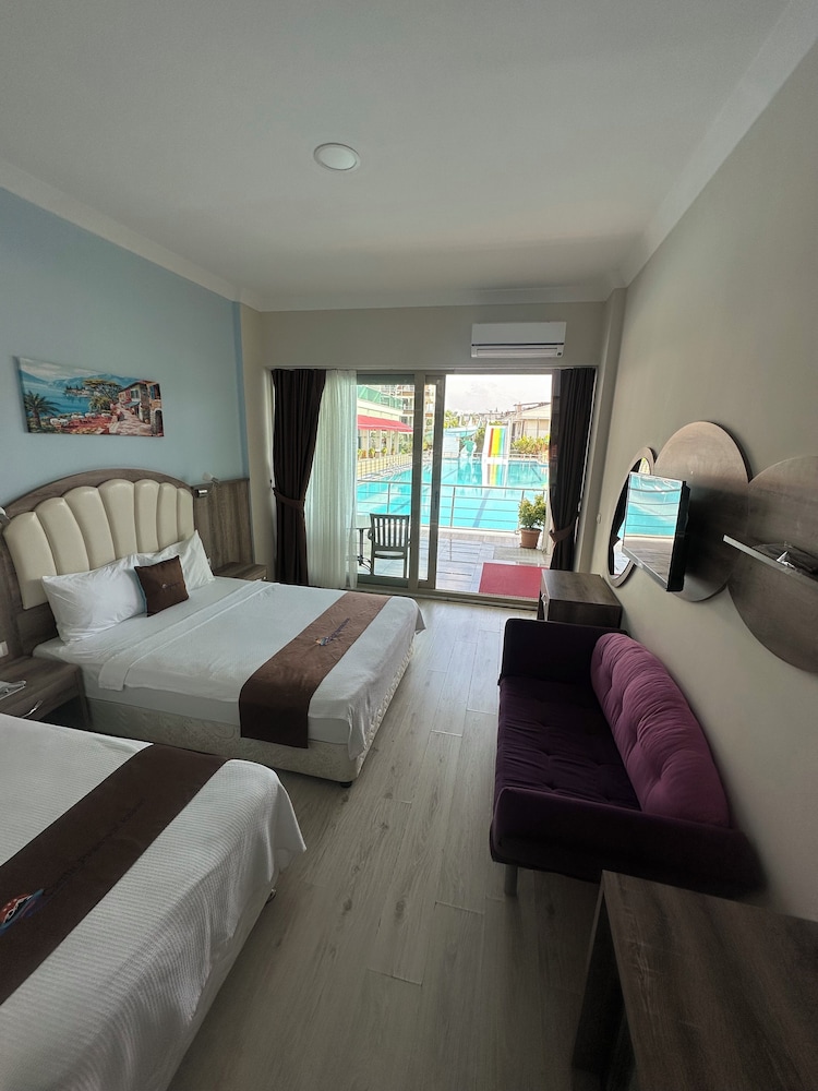 Cetin Prestige Resort 9/49