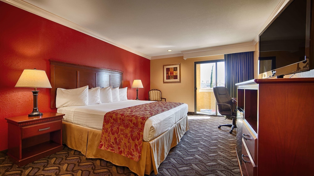 Best Western Moreno Hotel & Suites 12/25