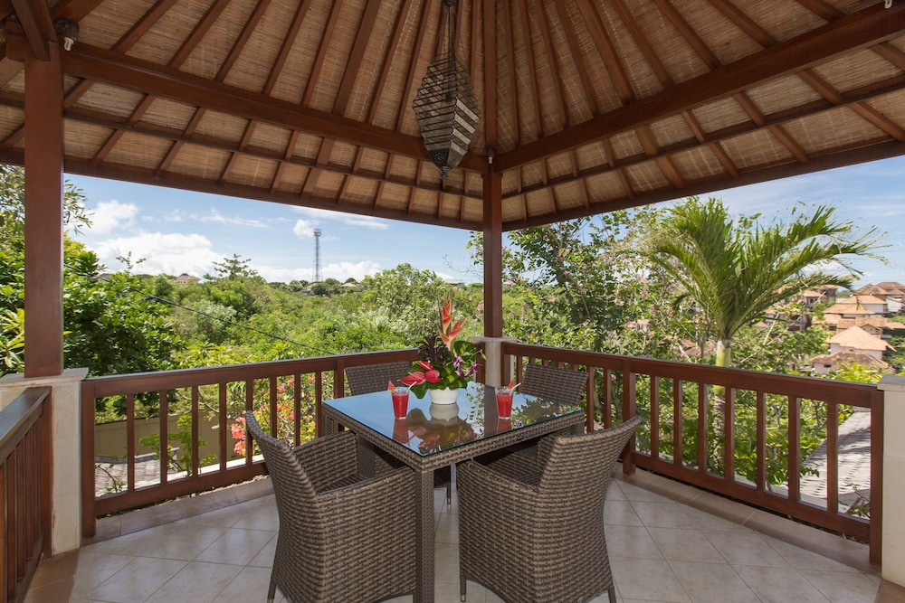 Villa Lidwina By Nagisa Bali 29/47