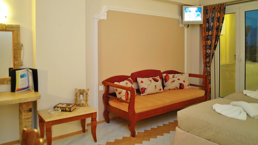 Camelot Royal Beds 28/50