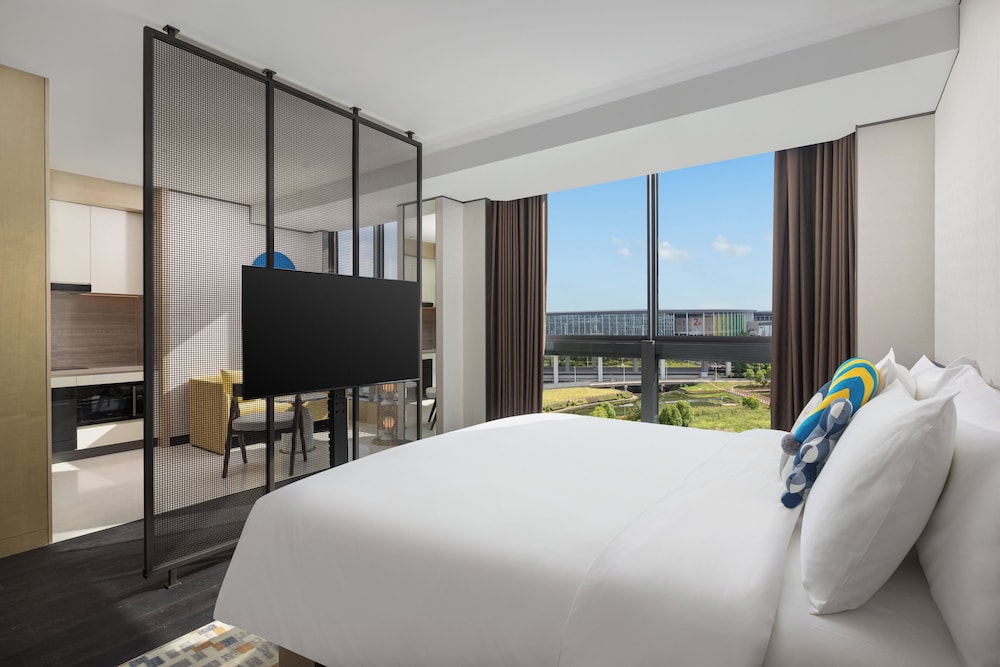 voco Suites Shanghai Hongqiao CBD 22/46