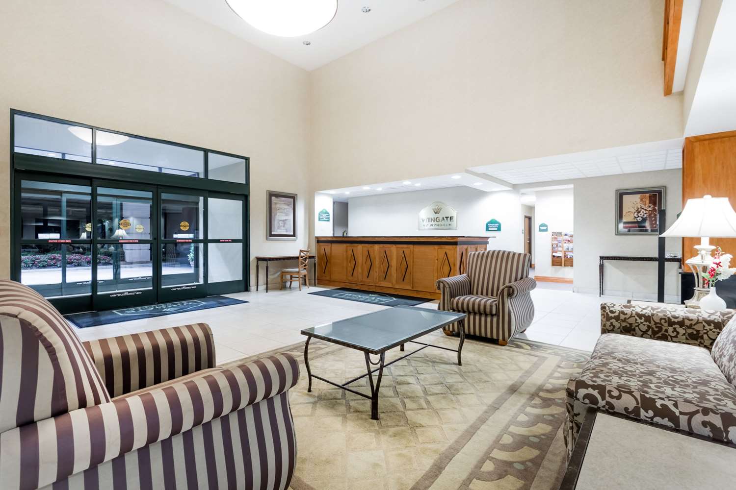 Wingate By Wyndham Lagrange 4/11