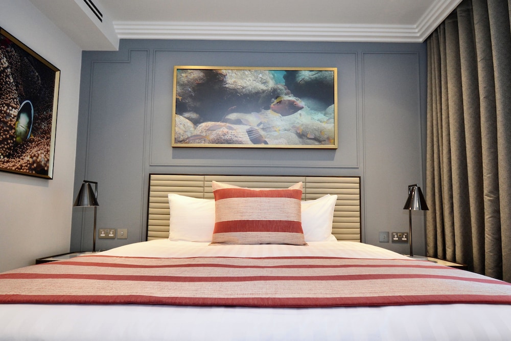 3 BEDROOMS, LUXURY, APARTMENT