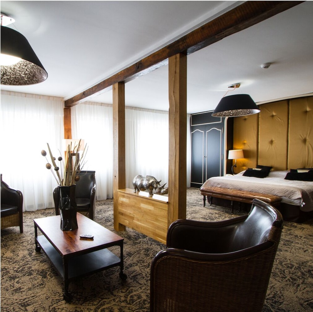 Logis Hotel and Restaurant - Le Mouton Blanc 20/36