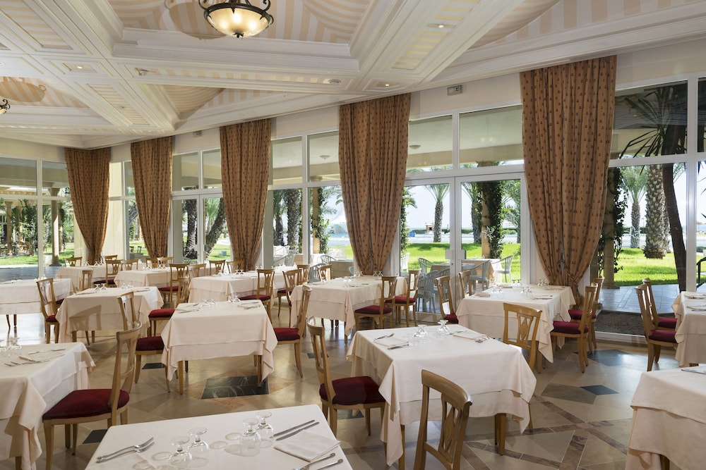 Iberostar Waves Averroes 51/66