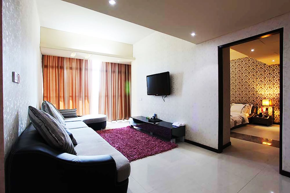 HOTEL THE COX TODAY 53/60