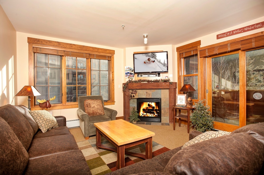 Springs 2 Bed 3 Bath Murphy 36/50