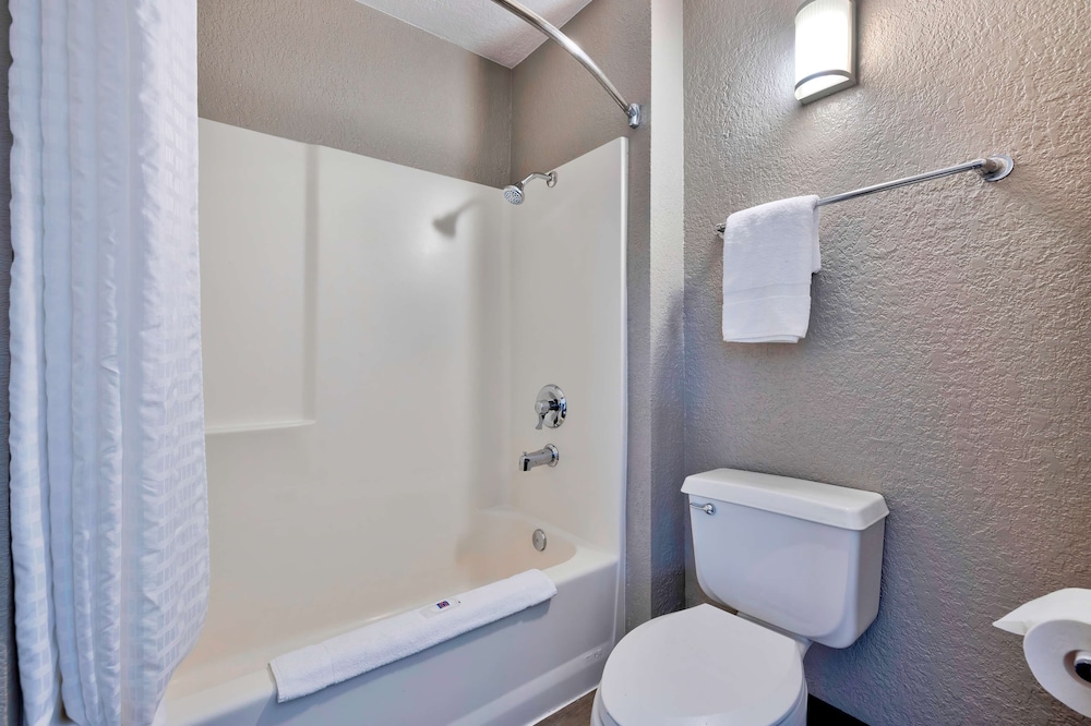 Motel6 Anaheim, CA - Fullerton East 58/59