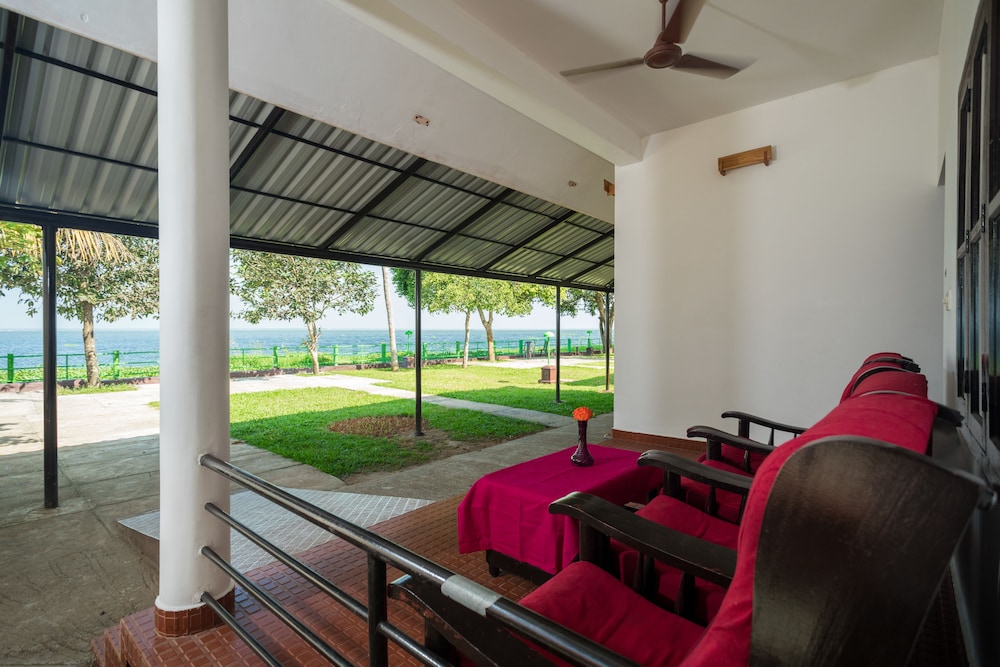 Illikkalam Lakeside Cottages 45/66