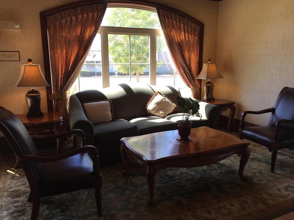 Bay Landing Hotel 31/55