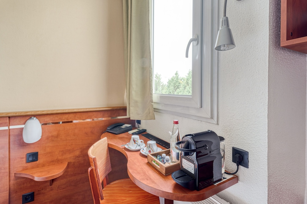 Brit Hotel Bordeaux Aeroport Le Soretel 39/61