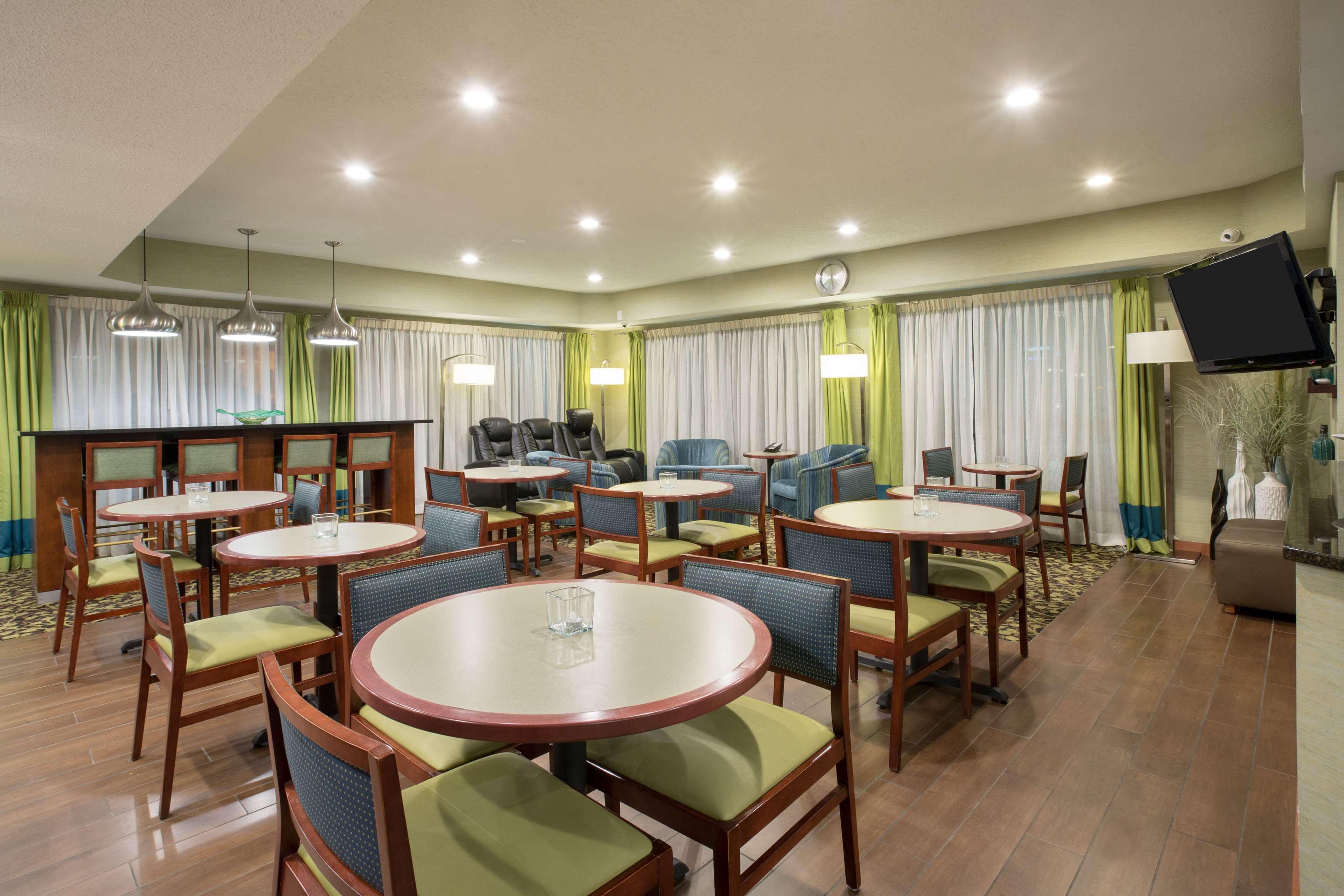 FairBridge Inn and Suites Thornton 13/16