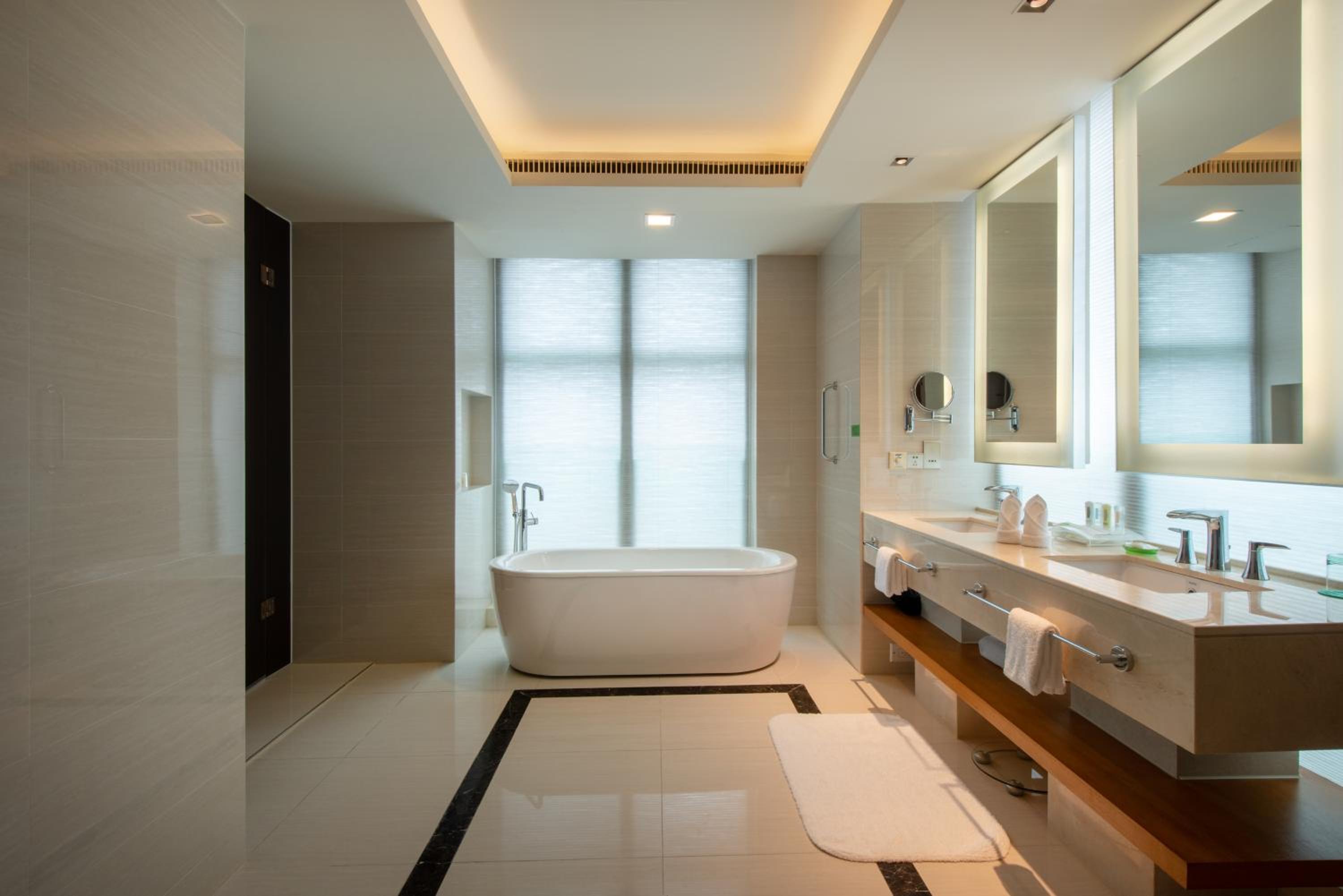 1 Bedroom, Study, Suite, King Bed، HOLIDAY INN GUANGZHOU SCIENCE CITY 5/9